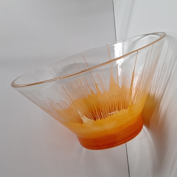#AEA Glass bowl clear and orange great for chips, fruit, etc. - Picture 2 of 7